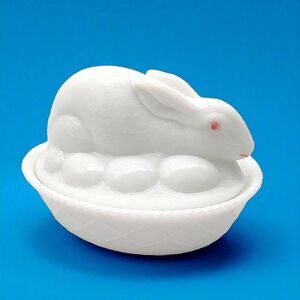 Westmoreland Milk Glass Nestled Rabbit Easter Eggs Candy Dish Bunny on a Basket